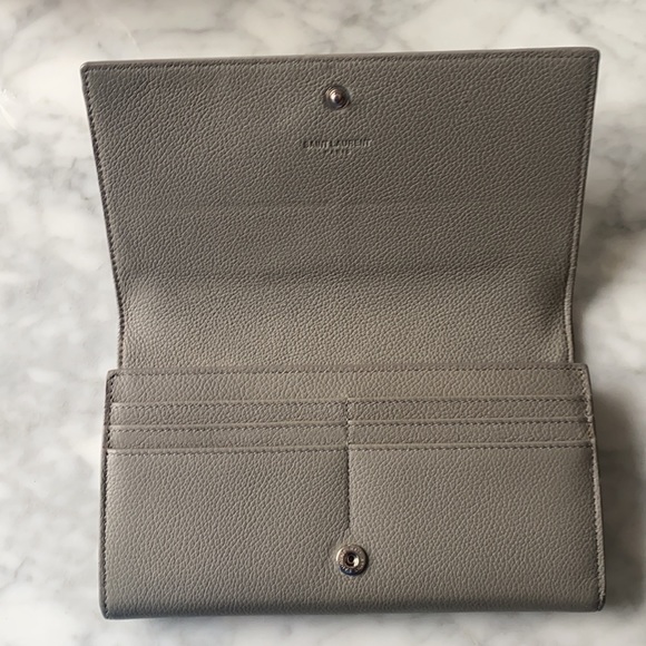 Saint Laurent Grey Leather Continental Wallet - Picture 3 of 9